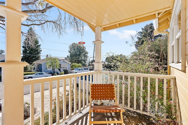 balcony featuring covered porch