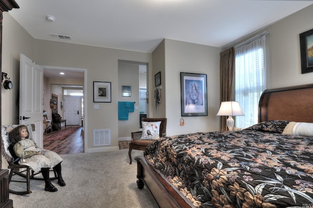 bedroom featuring carpet floors