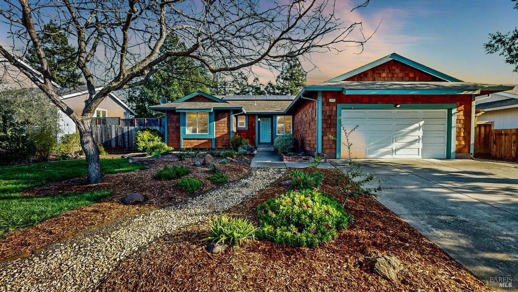 view of front facade with a garage