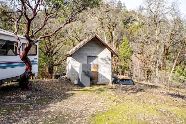 view of outdoor structure