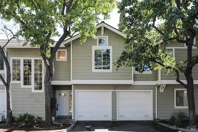 view of front of house featuring a garage