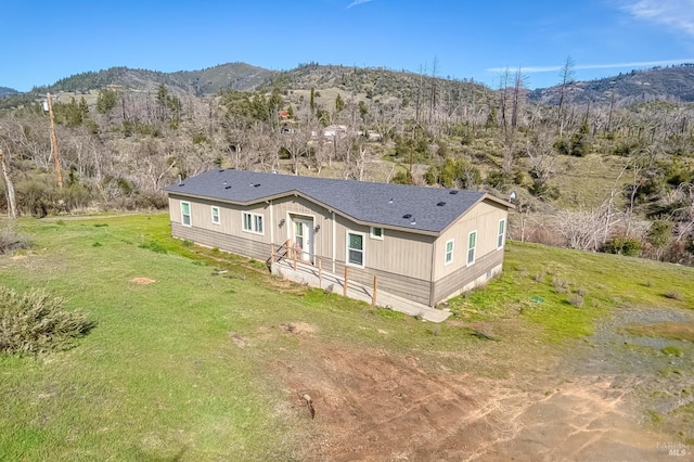 drone / aerial view with a mountain view