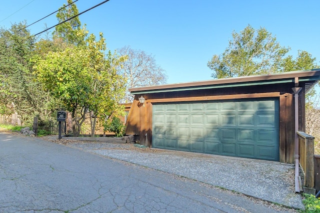 view of detached garage