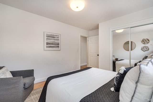 1077 Valley View St, Saint Helena, CA 94574 - bedroom with light wood-style floors and a closet