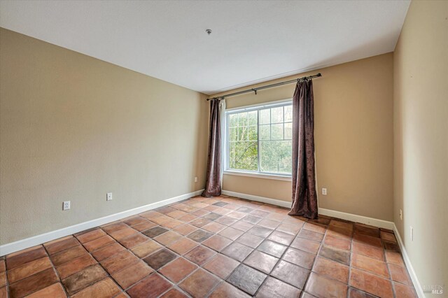 852 Diablo Ave Unit 110, Novato, CA 94947 - unfurnished room featuring baseboards