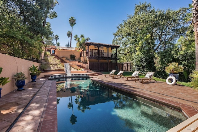 107 Deer Hollow Rd, San Anselmo, CA 94960 - swimming pool with stairway and a patio area