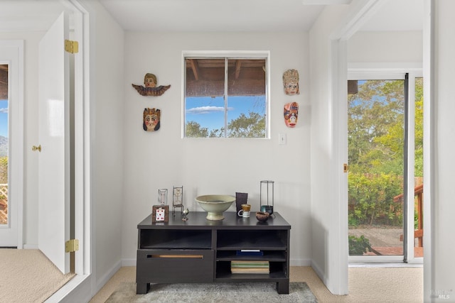 569 Sequoia Ave, San Anselmo, CA 94960 - interior space featuring baseboards