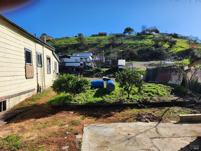 303 Lemon St, Vallejo, CA 94590 - view of yard