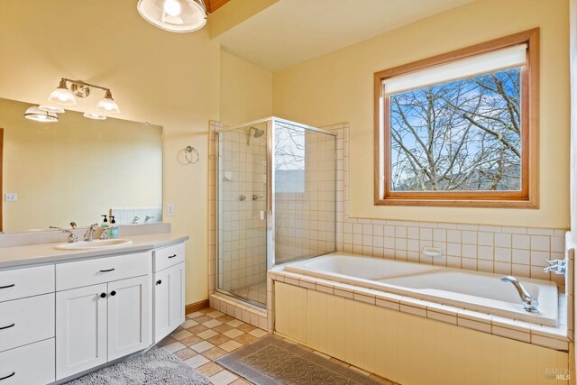 14950 Ridgeview Rd, Willits, CA 95490 - carpeted bedroom featuring baseboards, ceiling fan, and a closet