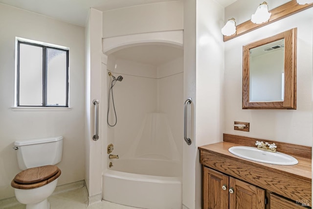 full bathroom with washtub / shower combination, toilet, and vanity