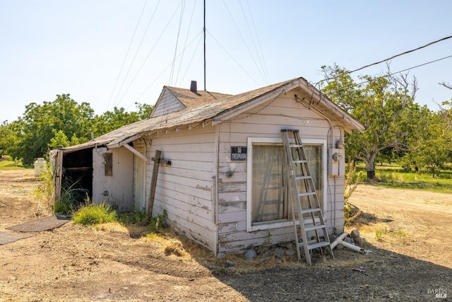 view of outdoor structure