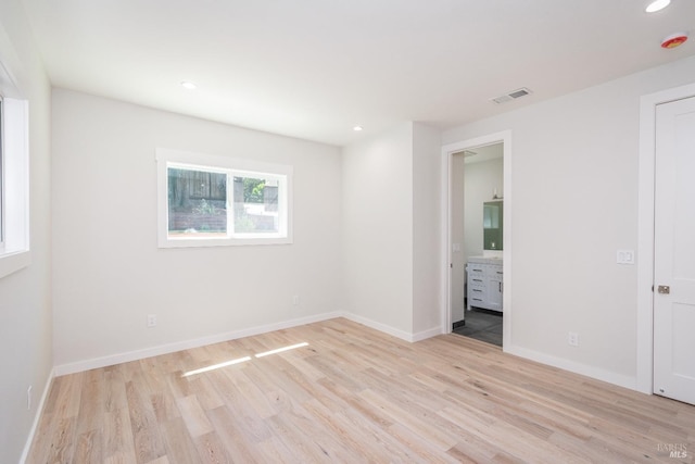 1008 Evans Ave, Napa, CA 94559 - unfurnished bedroom with baseboards, visible vents, light wood-style flooring, and recessed lighting
