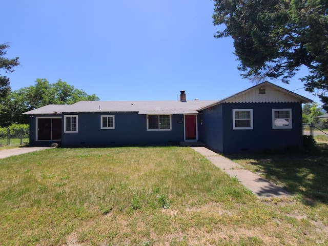 single story home with a front yard