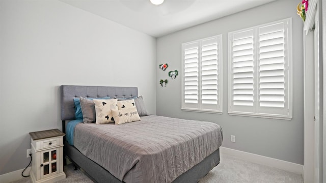 955 Vasey St, Winters, CA 95694 - carpeted bedroom with baseboards