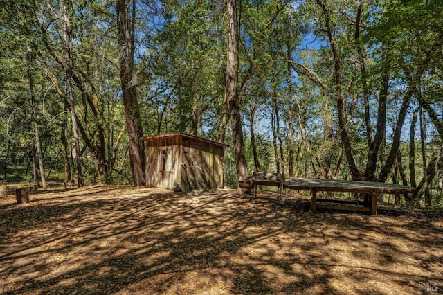 2020 Felta Rd, Healdsburg, CA 95448 - surrounding community with an outdoor structure and a storage shed