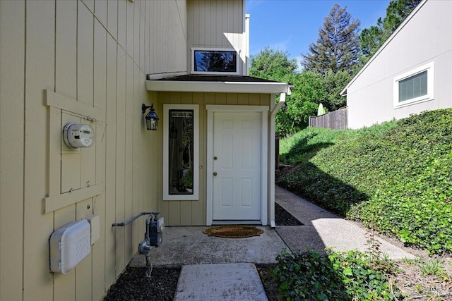 view of entrance to property