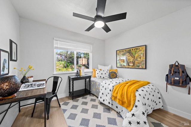 483 Rinconada Ct, Benicia, CA 94510 - bedroom featuring light wood-type flooring, baseboards, and ceiling fan