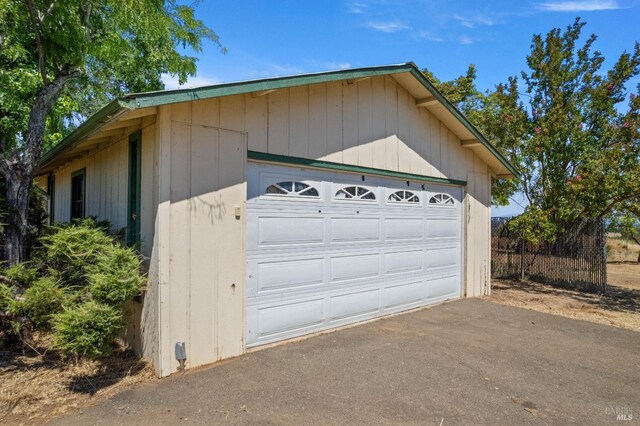 1579 Leslie Ln, Kelseyville, CA 95451 - view of detached garage