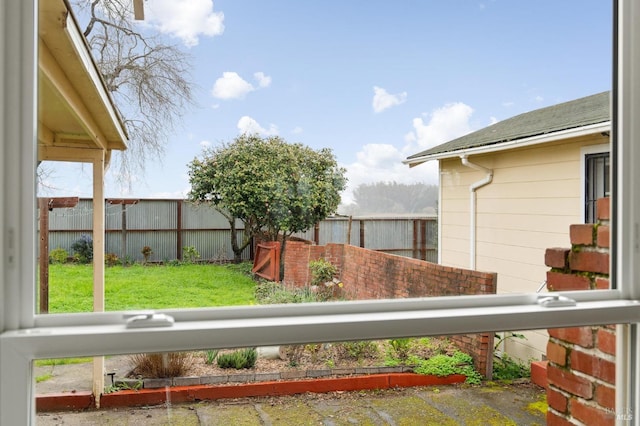 view of yard featuring a fenced backyard