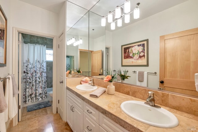 7 Highland Ave, San Rafael, CA 94901 - bathroom with toilet, a sink, curtained shower, and double vanity