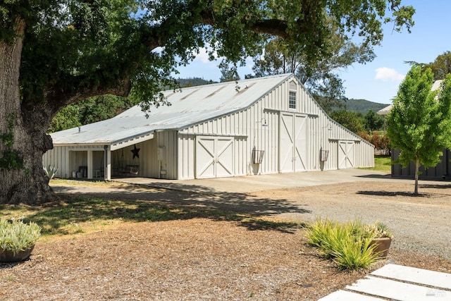 100 W Trinity Rd, Glen Ellen, CA 95442 - view of barn featuring driveway