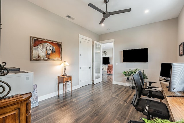 full bath with a ceiling fan, ensuite bathroom, a soaking tub, baseboards, and recessed lighting
