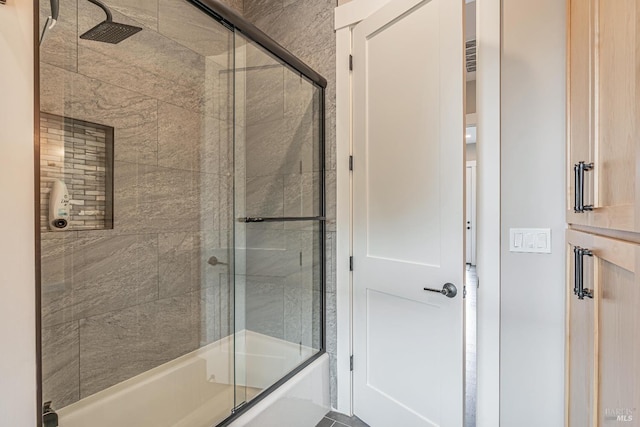 bedroom with wood finished floors, a closet, ceiling fan, visible vents, and recessed lighting