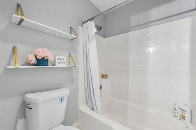 full bathroom with toilet and shower / tub combo