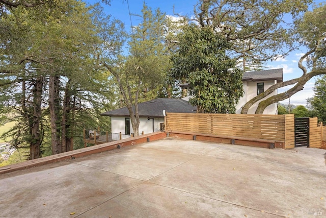 550 Sequoia Dr, San Anselmo, CA 94960 - exterior space