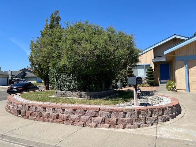 808 Pochard Way, Suisun City, CA 94585 - view of front facade featuring a garage