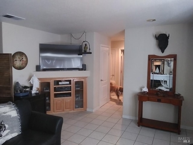 808 Pochard Way, Suisun City, CA 94585 - living area with light tile patterned floors