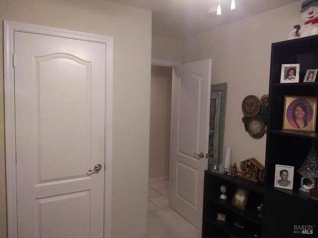808 Pochard Way, Suisun City, CA 94585 - hall with tile patterned flooring