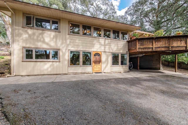 view of front facade with a deck