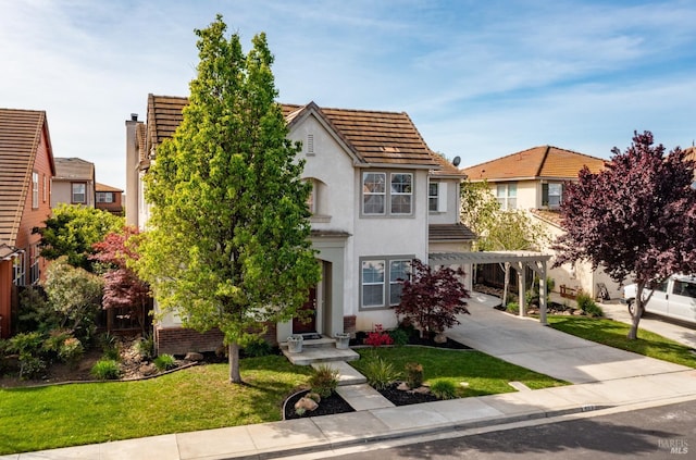 view of front facade featuring stucco siding, concrete driveway, a pergola, a carport, and a front lawn