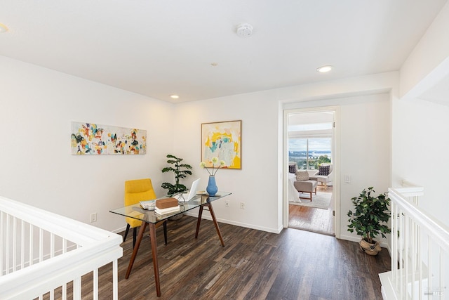 home office with dark wood-style floors, baseboards, and recessed lighting