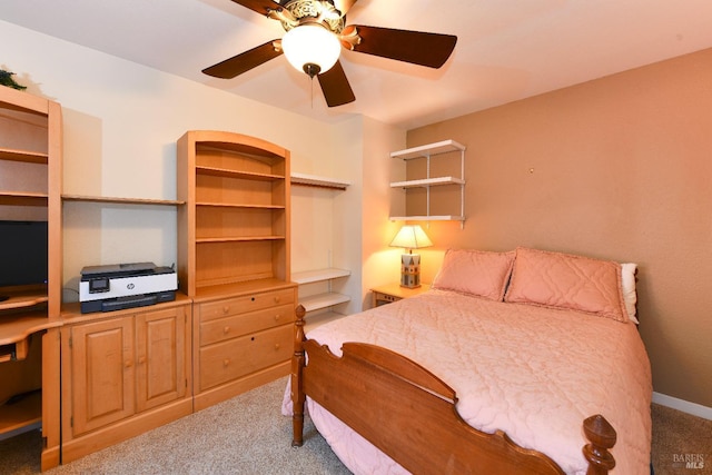 bedroom featuring carpet floors and a ceiling fan