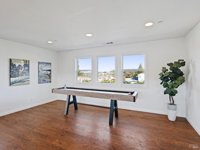 game room with recessed lighting, visible vents, baseboards, and wood finished floors