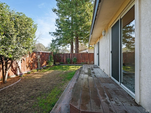 view of yard featuring a fenced backyard