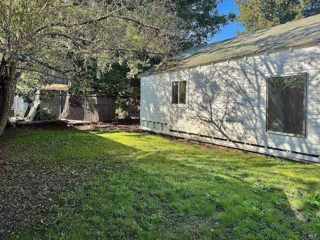 view of yard featuring fence