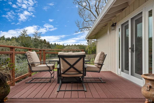 4630 Maddocks Rd, Sebastopol, CA 95472 - wooden terrace with outdoor dining area