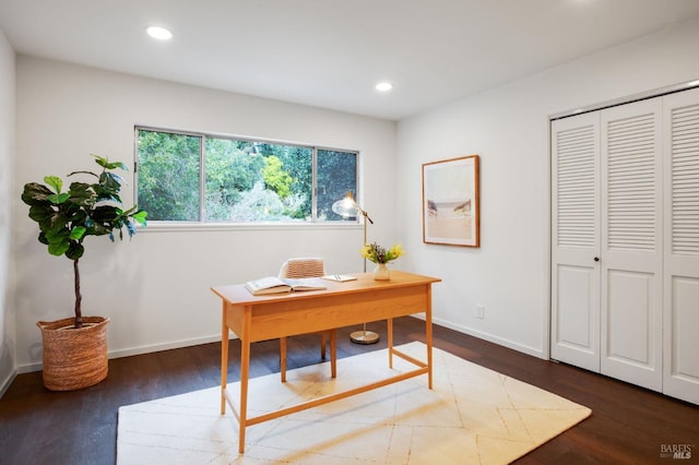 5 Madrone Ave, Woodacre, CA 94973 - home office featuring recessed lighting, wood finished floors, and baseboards