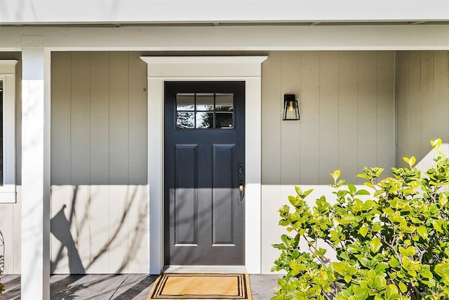 view of property entrance