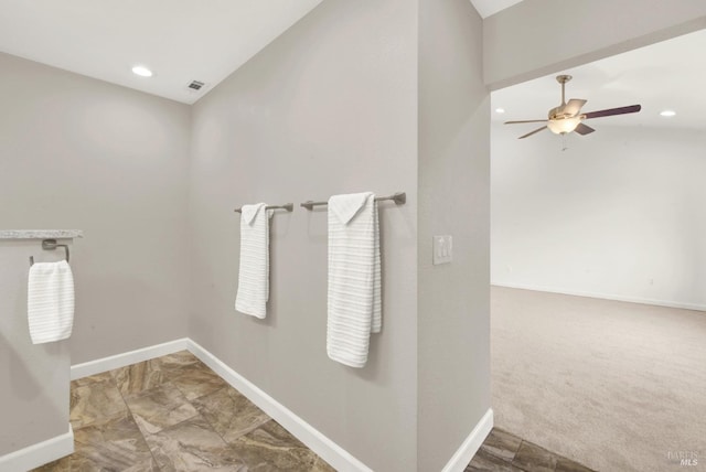 bathroom with recessed lighting, visible vents, baseboards, and ceiling fan