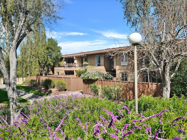 exterior space featuring fence