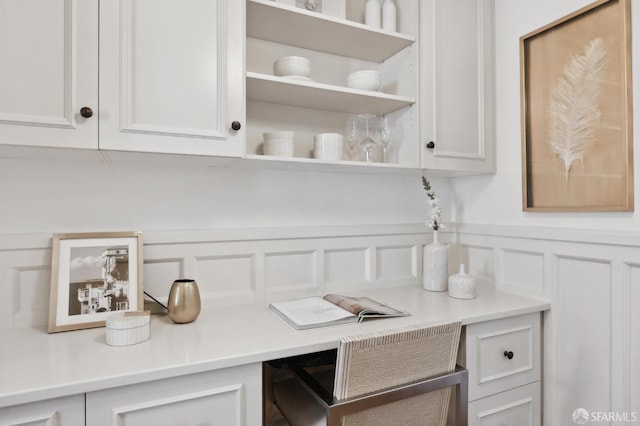 2401 Jackson St Unit 3, San Francisco, CA 94115 - home office with built in desk