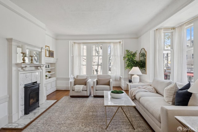 2401 Jackson St Unit 3, San Francisco, CA 94115 - living room featuring light wood-style flooring
