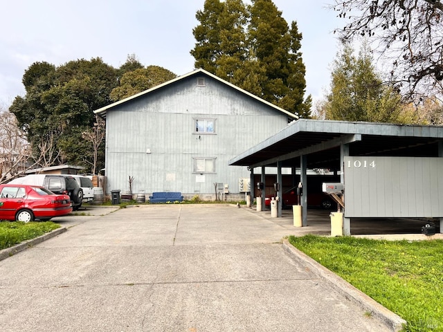 view of home's exterior