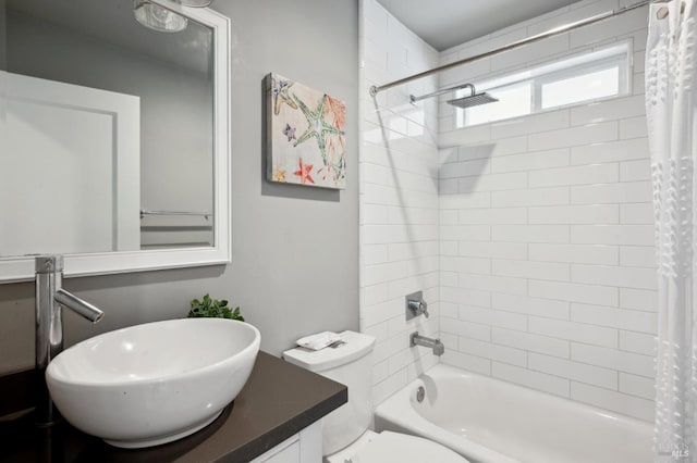 3292 Holland Dr, Santa Rosa, CA 95404 - full bathroom featuring toilet, shower / bath combo with shower curtain, and vanity