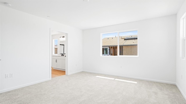 4040 Molten Creek Way, Roseville, CA 95747 - carpeted empty room with a smoke detector and baseboards