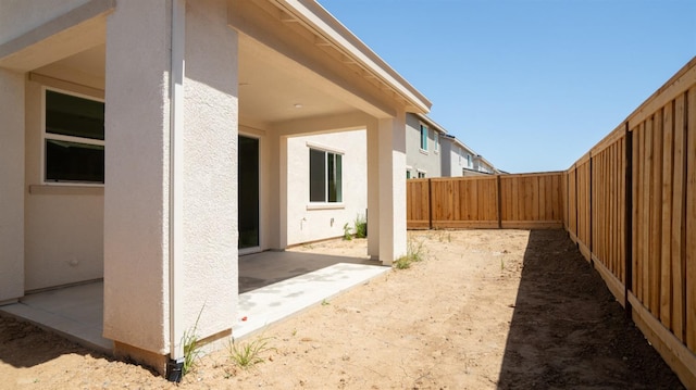 4040 Molten Creek Way, Roseville, CA 95747 - fenced backyard featuring a patio